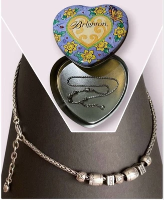 Collier chaîne de perles cœur plaqué argent Brighton 46 cm avec étui en... - Photo 1/4