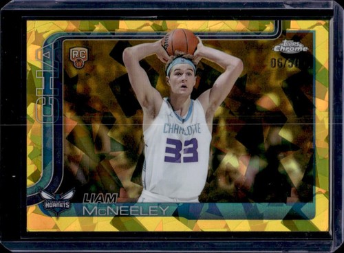 2025-26 Topps Chrome Sapphire Liam McNeeley RC Gold Refractor #/50 Hornets