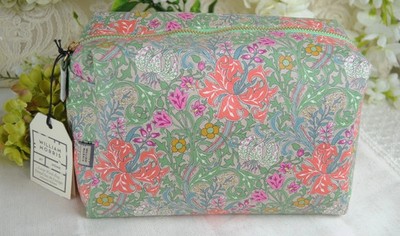 BRAND NEW! Morris & Co William Morris Golden Lily 9'' x 6'' Cosmetic Toiletry Bag