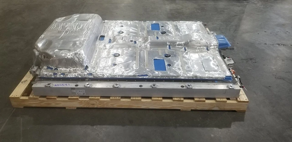 HIGH VOLTAGE Battery PACK 400V 100.5 KWH 2024 DODGE CHARGER SCAT PACK STAGE 2 EV Foto 2 de 4