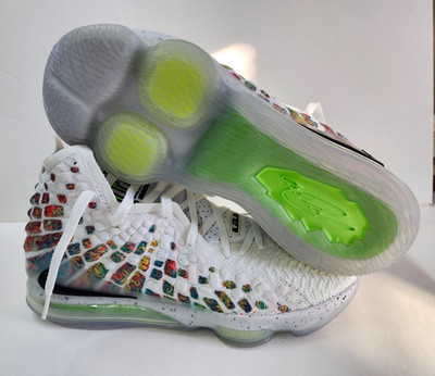 NEW NIKE LEBRON JAMES 17 XVII BASKETBALL SHOES MEN SIZE 13 US White