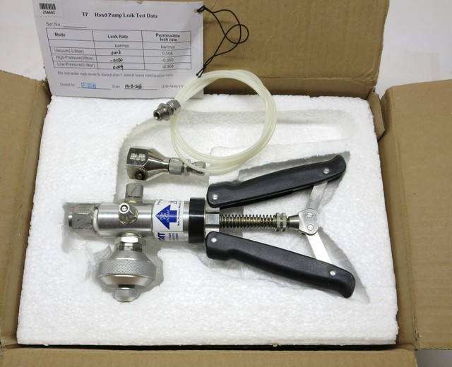 GE Druck PV211 Pneumatic Hand Pump 600 PSI PV21114A386 S/N 258692 eBay