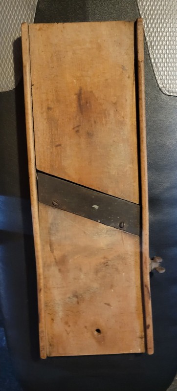 Early Antique Primitive Vintage DARK WOOD SLAW BOARD Slicer 1900's Mandolin 