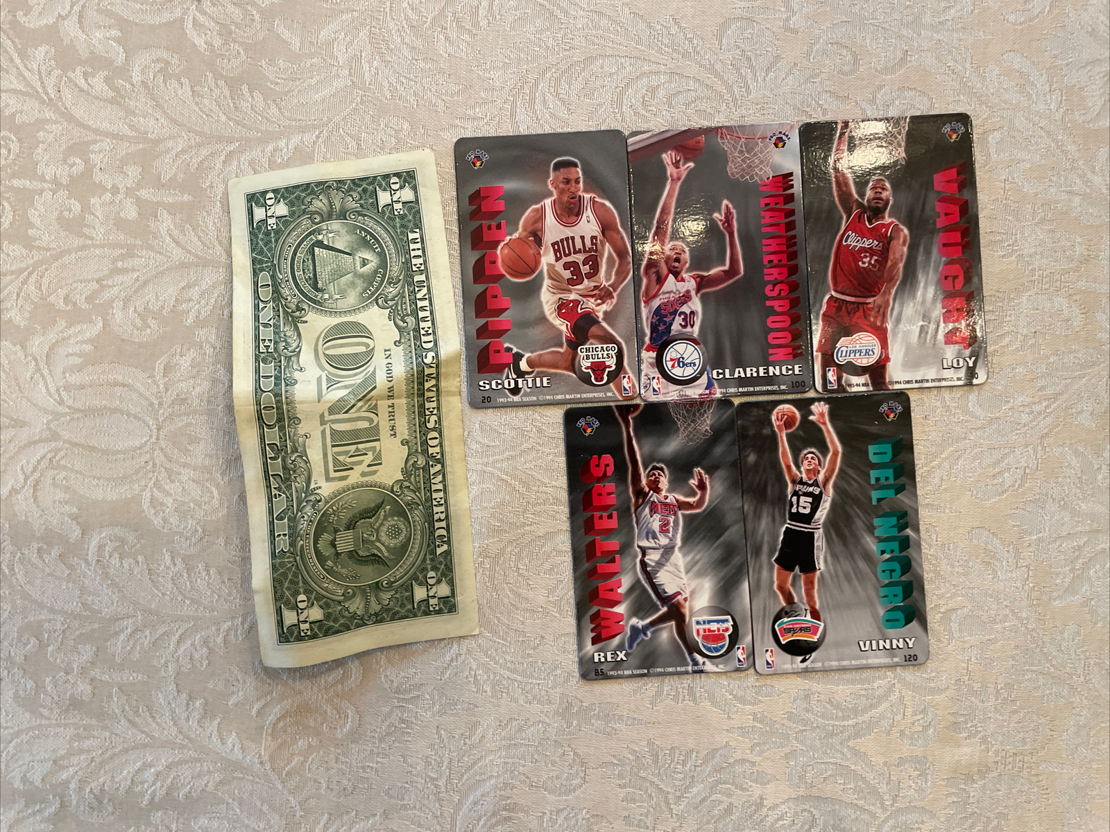 19931994 (5) NBA Pro Basketball Cards Pippen, Walters, Del