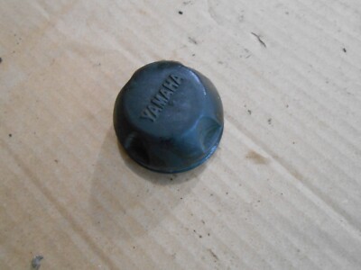 YAMAHA KODIAK 400 YFM 400 06 2006 hub cap wheel axle cover
