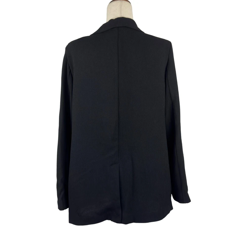 BCBGENERATION RELAXED ONE BUTTON BLAZER WITH POCKETS IN BLACK NWT SIZE MEDIUM - Image 2 of 4