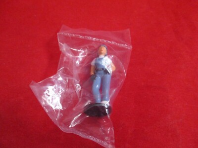 Female Character Urbz Atomic Toys Electronic Arts E3 Promo Display Figurine NEW!