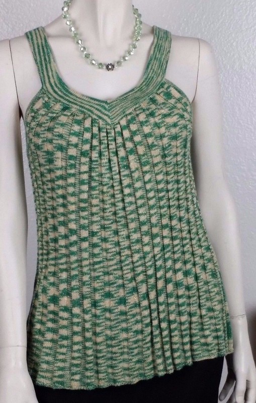 LADIES RAMPAGE KNIT PULLOVER TANK TOP BLOUSE Size M sleeveless V~neck