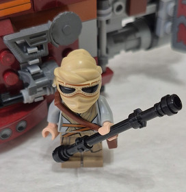 LEGO Star Wars: Rey's Speeder (75099) - Rey figure only, no instructions.