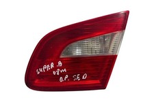 SKODA SUPERB I 3U4 Heckklappenleuchte rechts 3T5945094 2.00 Diesel 31311189