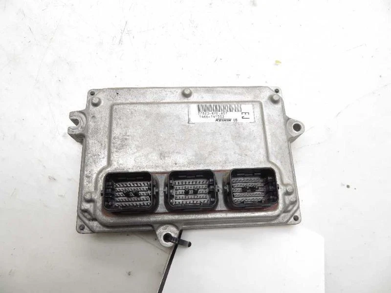 Módulo de control electrónico del motor Acura MDX 2007 montaje ECM Foto 2 de 4
