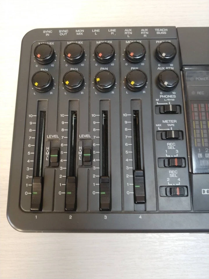 Fostex X-18 4-Track Multitrack Cassette Recorder Portable MTR Black Junk - Image 3 of 4