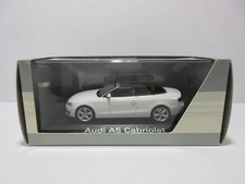1/43 Audi A5 Cabriolet Ibis White Collectables 17+