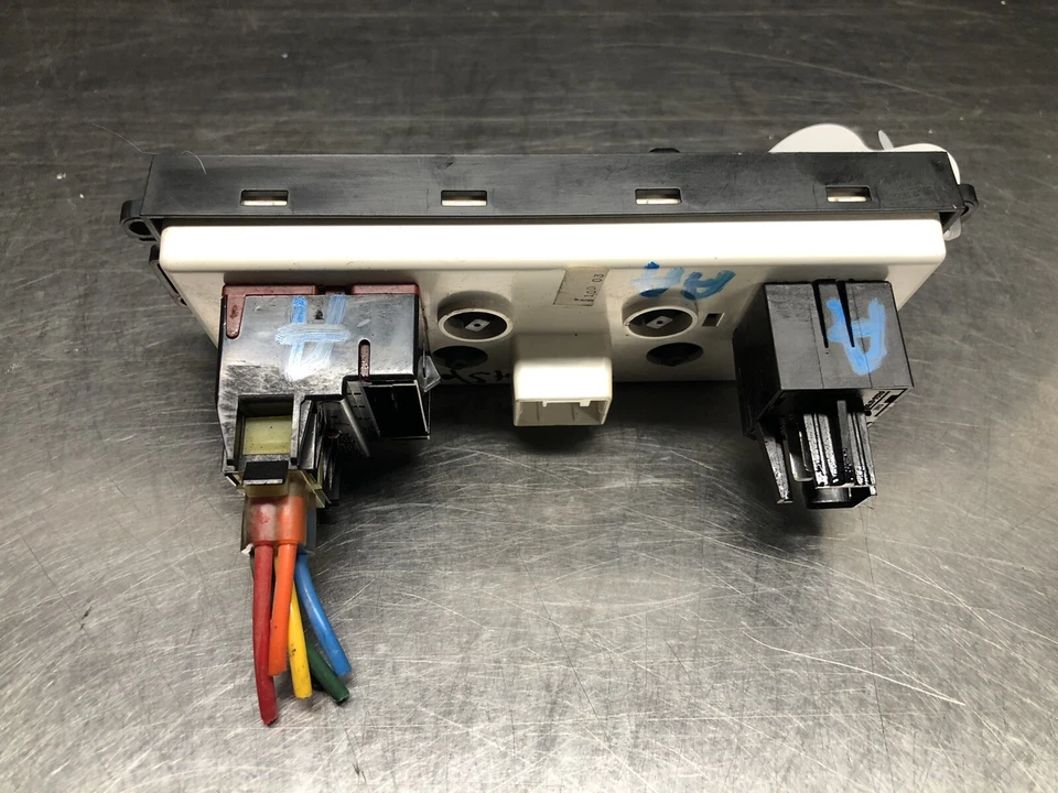 Ford Windstar 1999-2003 calefacción aire acondicionado temperatura climatización aire trasero Foto 2 de 4