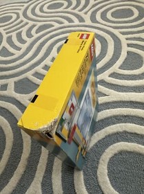 LEGO Miscellaneous: Store Picture Frame (40359) Damaged Box