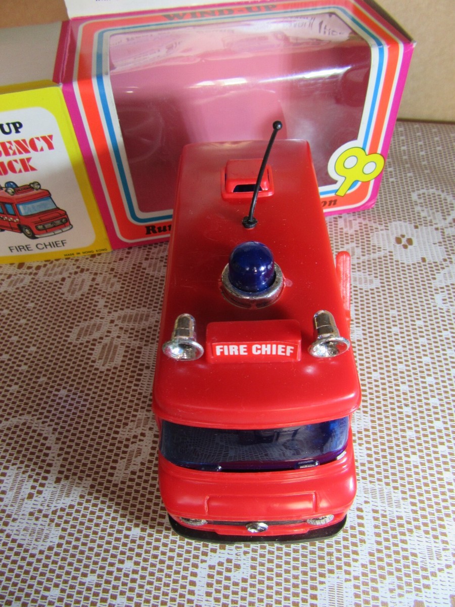 971Z Plastic Toy MF Hong Kong 880 Mercedes L 406D