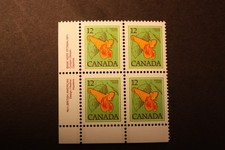 Canada 12c Stamp Block of 4 MNH Inscription Corner Scott # 712      Issued 1978