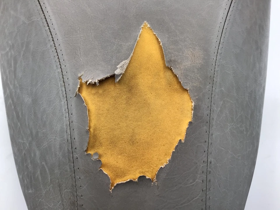 Conjunto de sillín de asiento OEM Vespa GTS 250 vinilo tostado 2006-2014 Foto 3 de 4