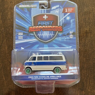 Greenlight Green Machine CHASE 1969 Ford Econoline Ambulance