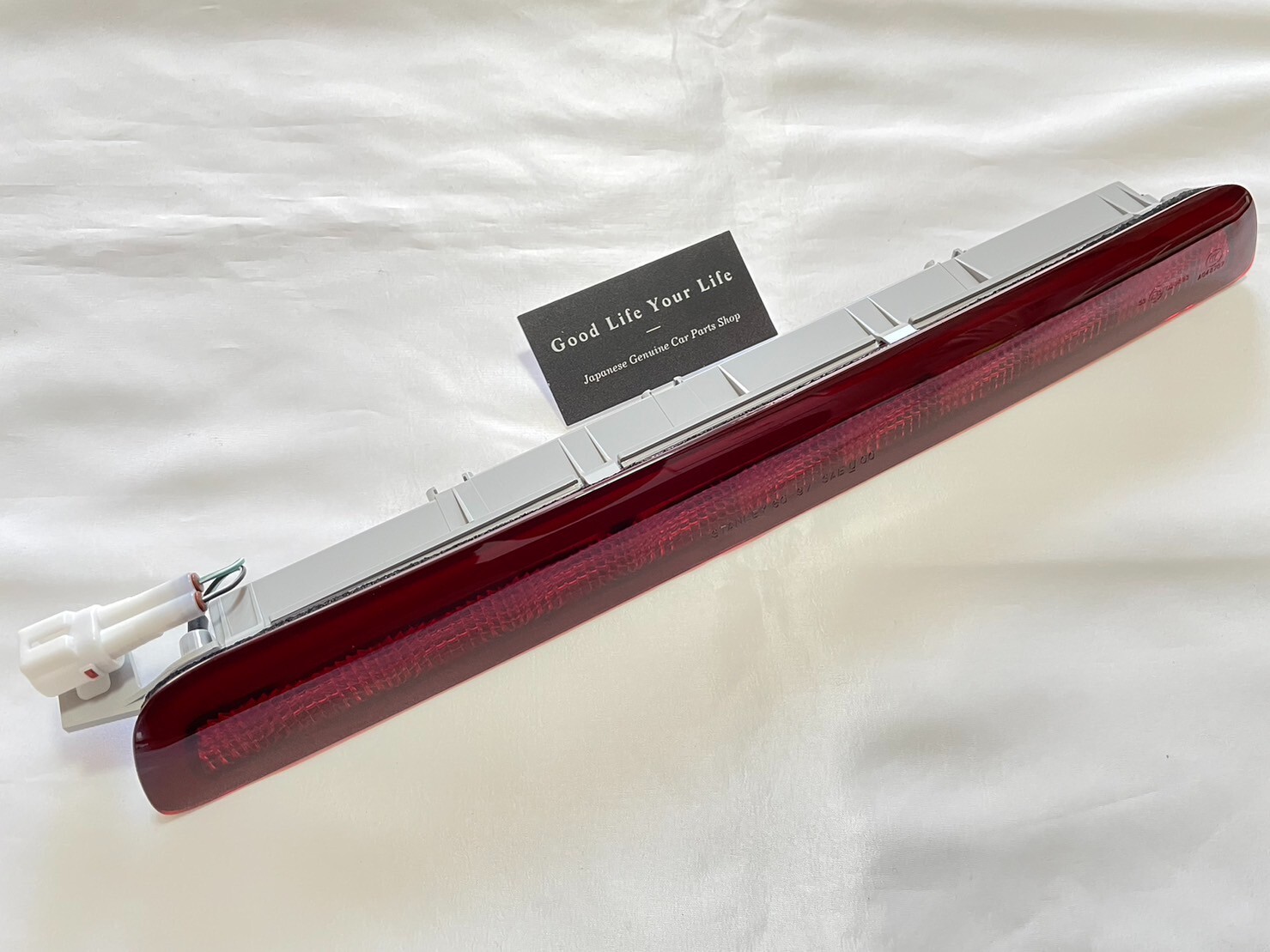 Toyota Lexus GX470 UZJ120 LAMP ASSY CENTER STOP 81570-60081 OEM 