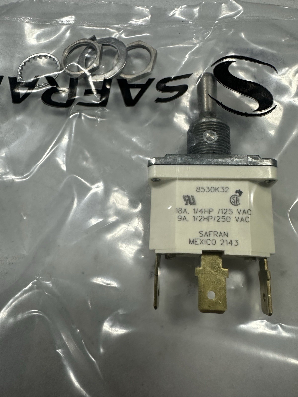 Safran Power Usa 8530K32 Switch Toggle 1 Pole ON/OFF New/Sealed FreeShip