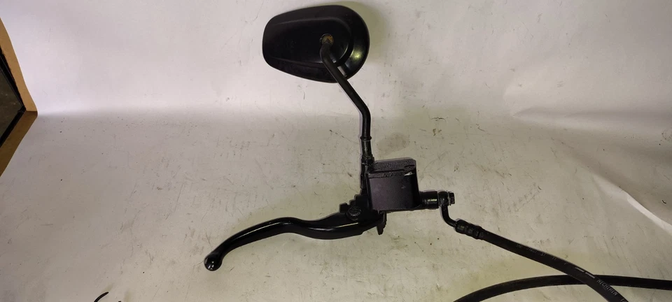 Harley-Davidson Street 750 2018 WHOLE PIECE - Image 2 of 3