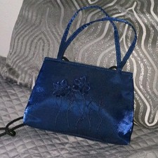 Blue Floral Embroidered Beaded Top Handle Evening Bag Magnetic Zip Closure