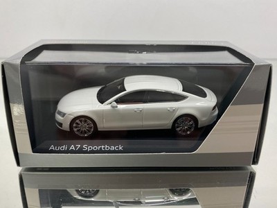 KYOSHO 5011007013 AUDI A7 SPORTBACK -IBIS WHITE 1:43- GOOD IN DEALER BOX