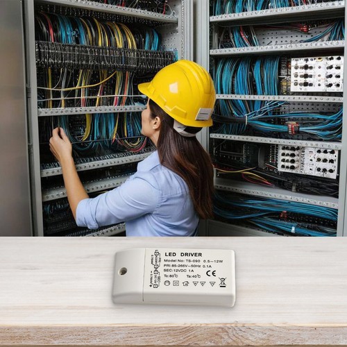 Simplified Installation Process with Screw Terminal Connections on the Driver - Picture 9 of 12