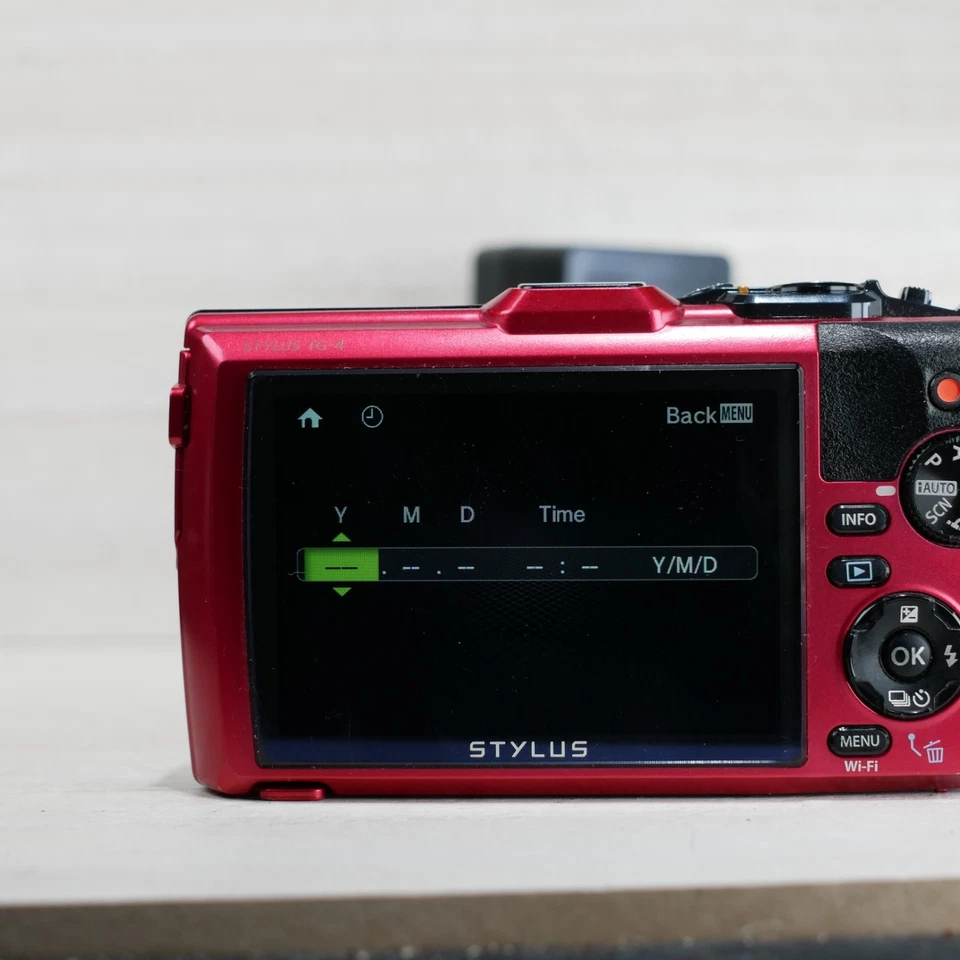 奥林巴斯 Tough TG-4 1600 万像素防水数码相机 - 红色 *良好/已测试 * 带 8GB SD — 第 2/4 张图片