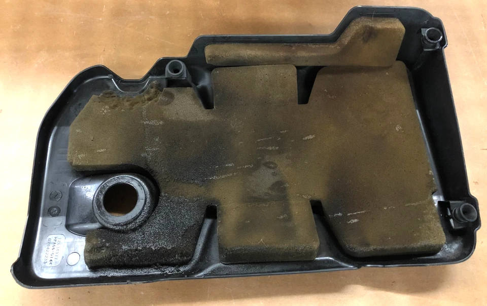 Cubierta del motor Chevy Equinox 2016 2,4 L 2010-2017 GMC Acadia Foto 3 de 3