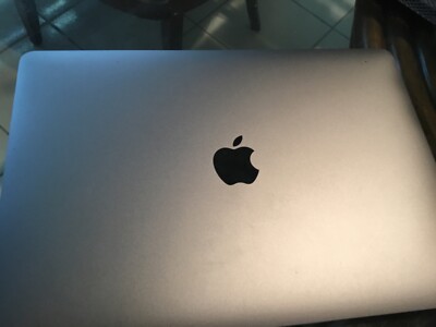 Apple 2020 MacBook Air M1 3.2GHz (8-Core GPU) 8GB RAM 256GB SSD AC+ - Very Good