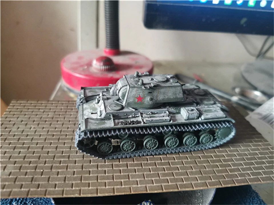 1/72 Soviet KV-1 Heavy Tank Painted Finished Model - Image 2 of 4