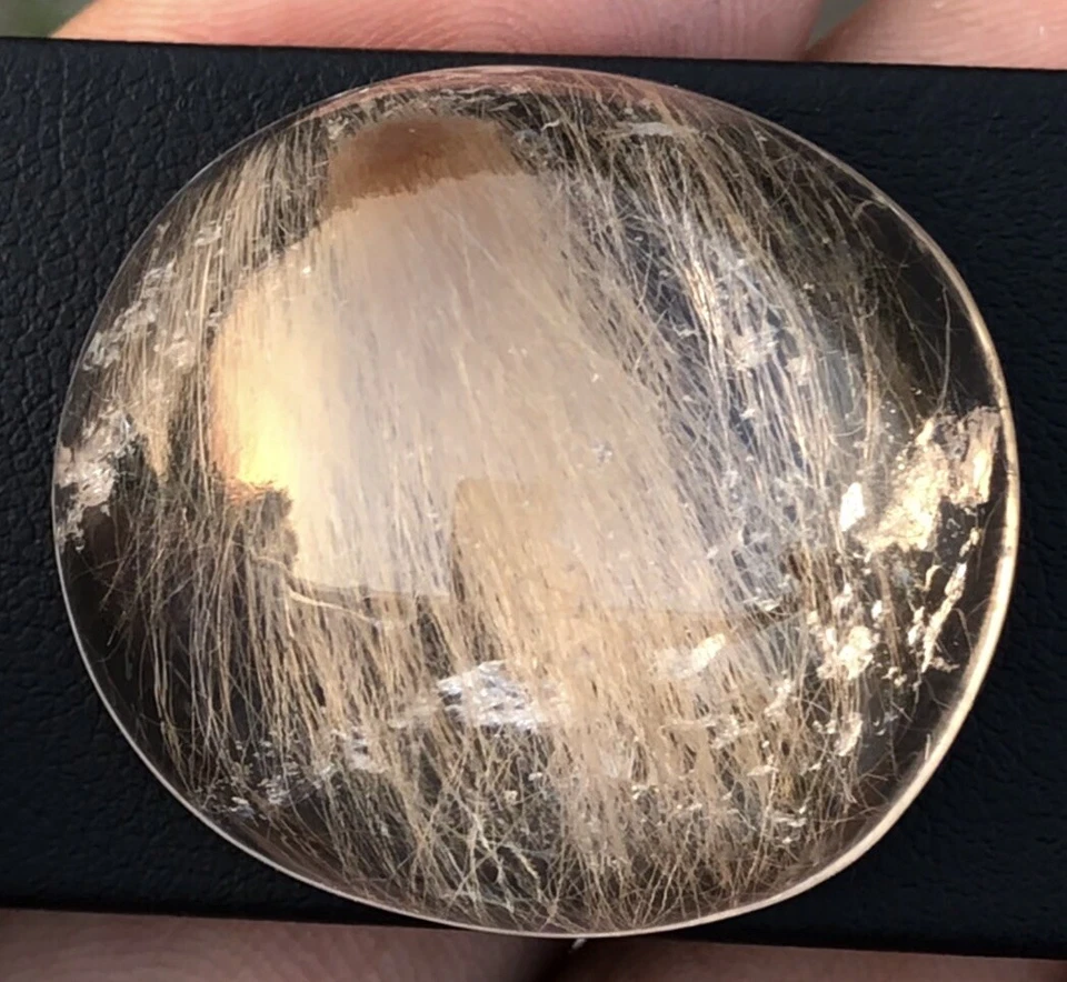 Natural Golden Rutile Quartz from Pakistan - 91.6Carats, Stunning Golden hair - Image 3 of 4