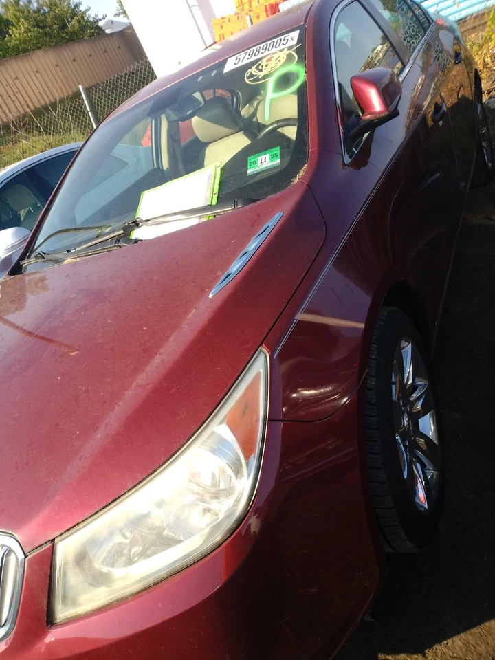 Buick LaCrosse 2010 puerta trasera izquierda roja OEM 44229 119 k kilometraje Foto 3 de 4