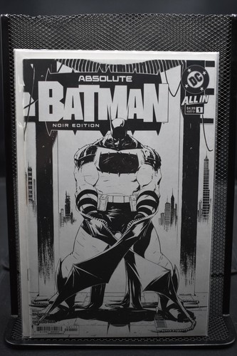 Absolute Batman #1 Noir Edition Nick Dragotta Variant DC 2025 Scott Snyder 9.4