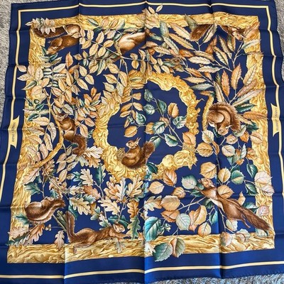Hermes Scarf Stole Casse Noisette Navy Beige Squirrel Animal Silk Auth New 90 cm