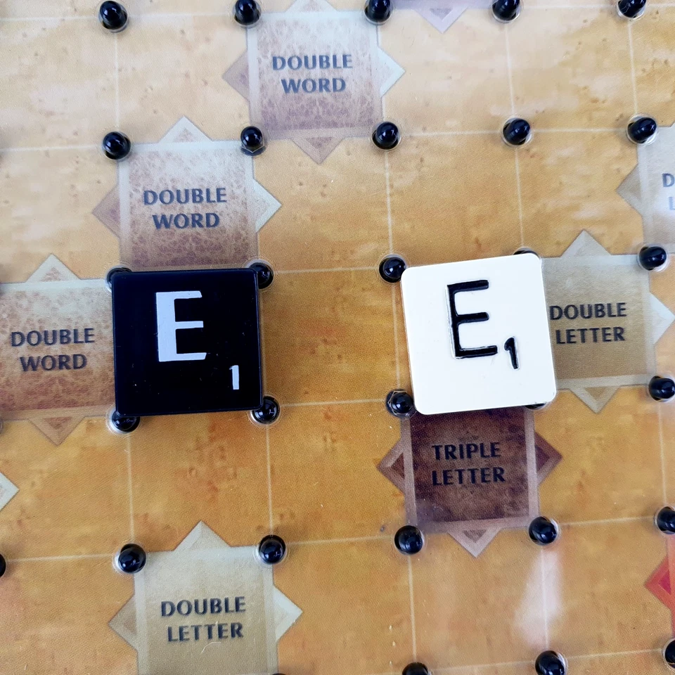 Scrabble Deluxe Board Game Word Game Low Profile Turntable ⚠️ SEE DESCRIPTION ⚠️ - Image 4 of 4