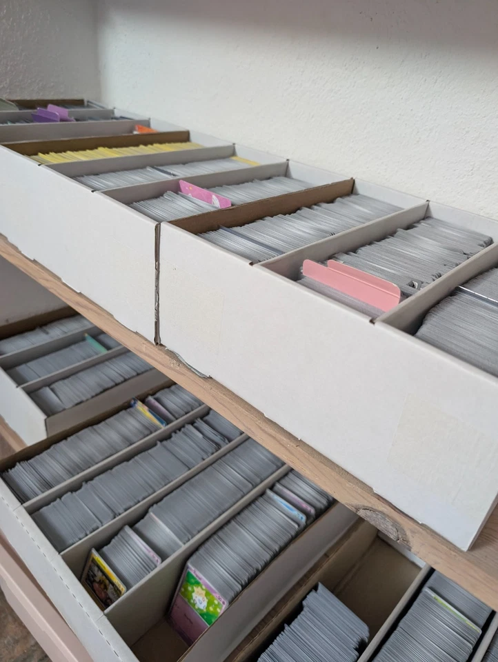 Lots de cartes Pokemon SANS DOUBLES EV ME 250-1000 Cartes - Photo 1/1