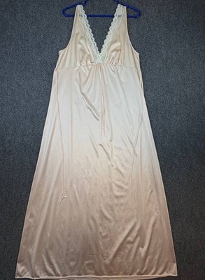 Lorraine Peach Nightgown Lace Trim Sleeveless 50'' Long USA