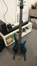 2 humbucker pickups - Cerulean Aura Burst 5-string electric bass 