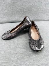 VIONIC - Women's Robyn Pewter Perforated Metallic Leather Ballet Flats Sz 6M B0