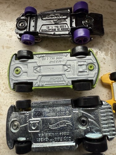 Hot Wheels Cars / Truck Bundle of 12, versch. Modelle, Konv. 1 - Bild 11 von 16
