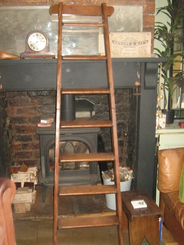 Vintage Wooden Steps/Library Steps/Library Ladder