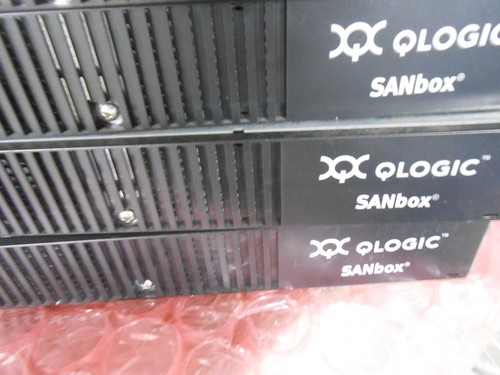 QLOGIC SB5600-20A 5600 SWITCH 20 ACTIVE PORTS 16 4GB SFP'S (5 AVAILABLE) - Afbeelding 7 van 7