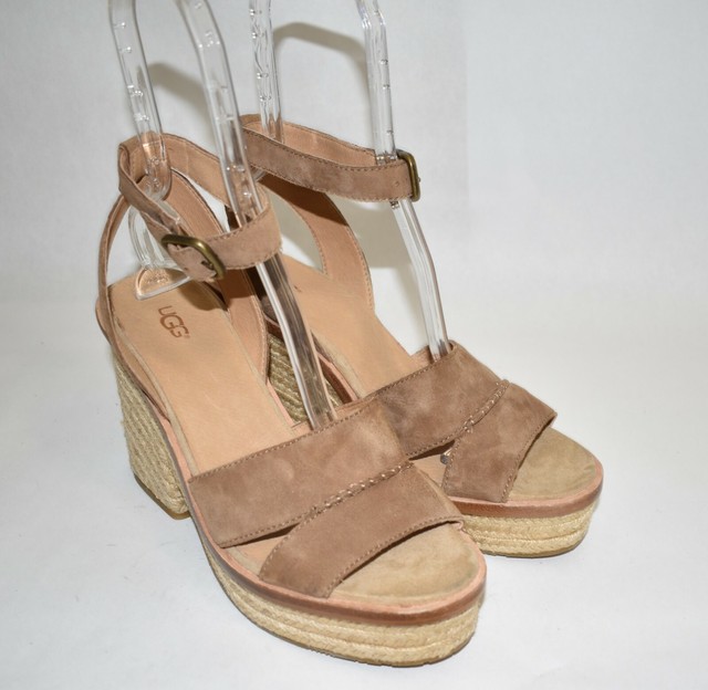 ugg carine