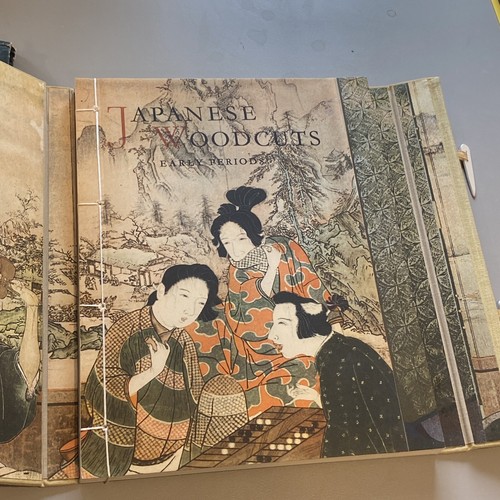 Japanese Woodcuts Early Periods, 放光 Spring Book SC w/Tri-Fold cover And Slipcase - 第 2/9 張圖片