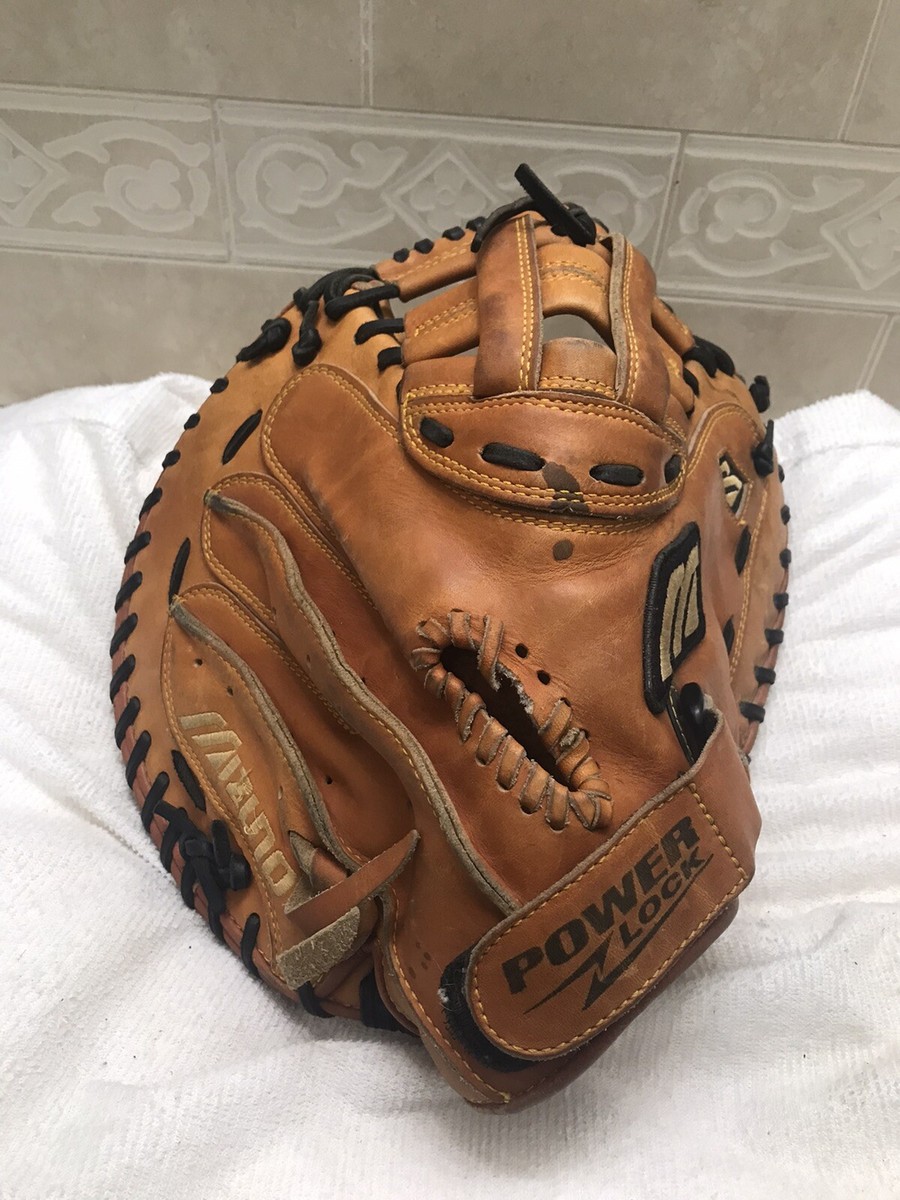 Mizuno MPM-C002 Unisex Fully Broken In 34” Softball Catchers Mitt