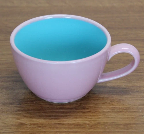 Lindt Stymeist - Colorways - Flat Coffee Cup - Pink / Turquoise