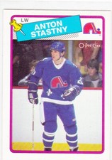 88/89 OPC...ANTON STASTNY...CARD # 98...NORDIQUES...FREE COMBINED SHIPPING